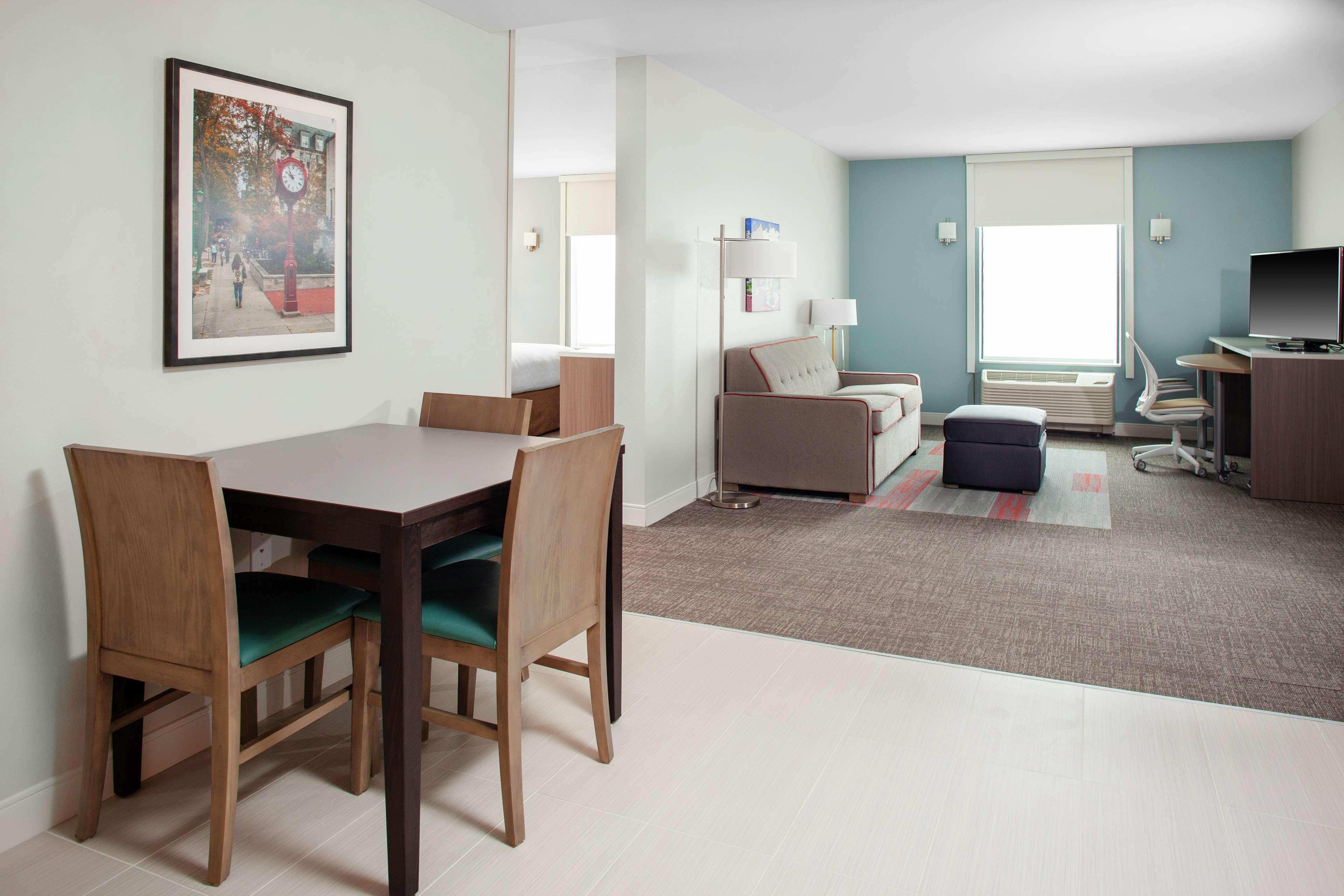 Home2 Suites By Hilton Bloomington Exterior photo